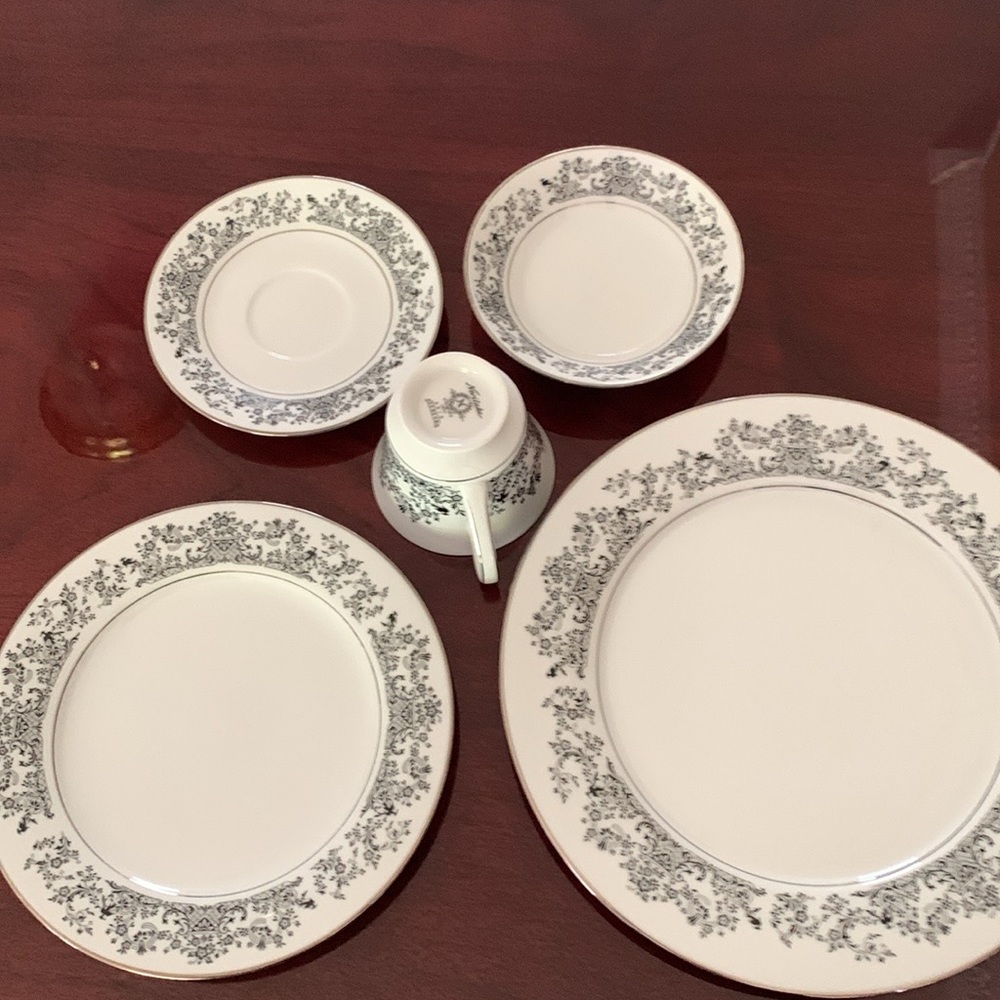 Noritake Place Setting